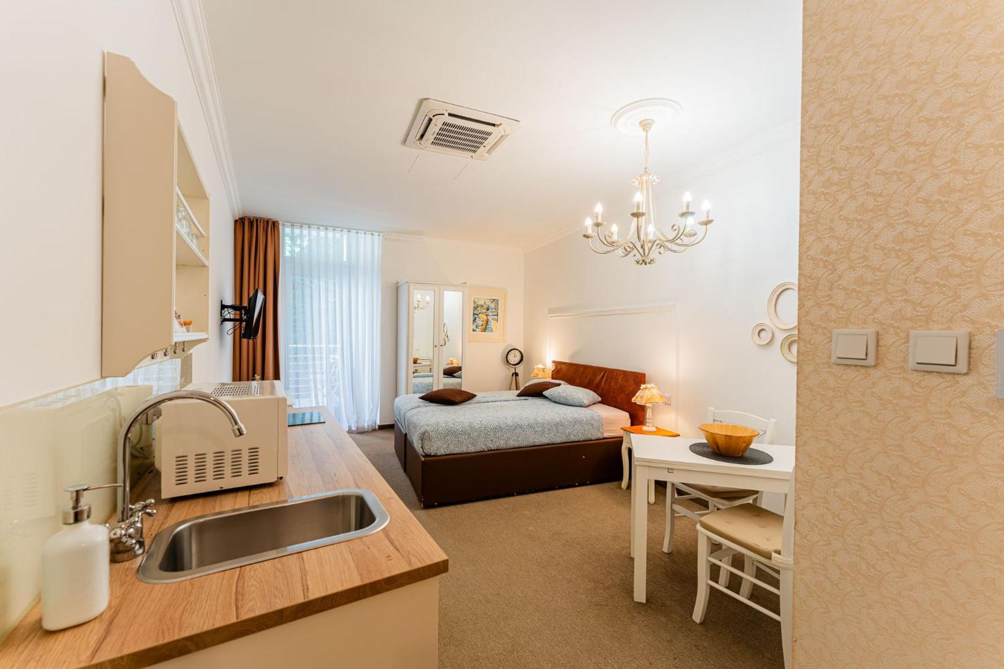 Flex Selfcheckins - - - 8 Units - Centre - New Apartament